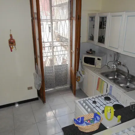 Casa D'aragona * פלרמו